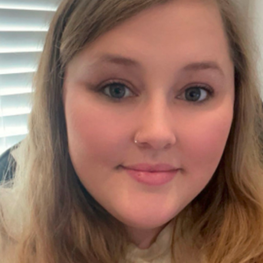Alexis Snelson